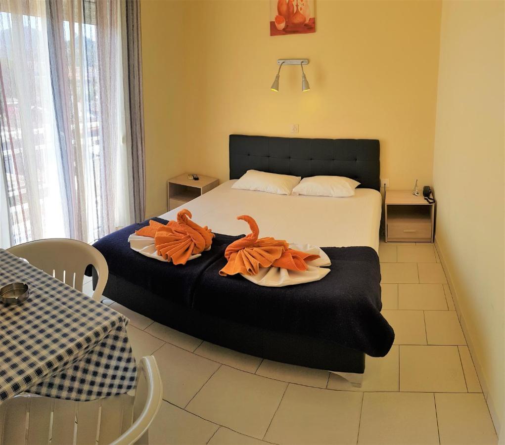 Hotel Tassos-Despina Pefkochori Buitenkant foto